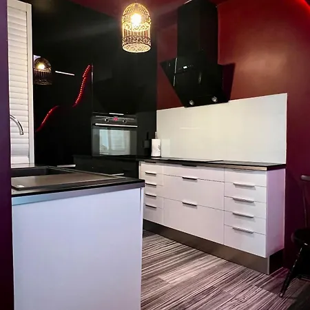 Luscious In An Old Wooden House *