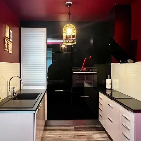 Luscious In An Old Wooden House *