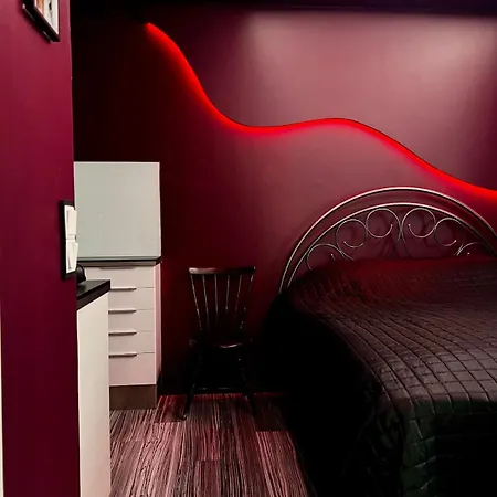 Luscious In An Old Wooden House Turku