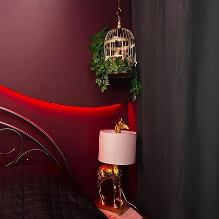 Апартаменты Luscious In An Old Wooden House