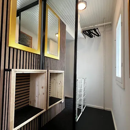 Luscious In An Old Wooden House * Turku