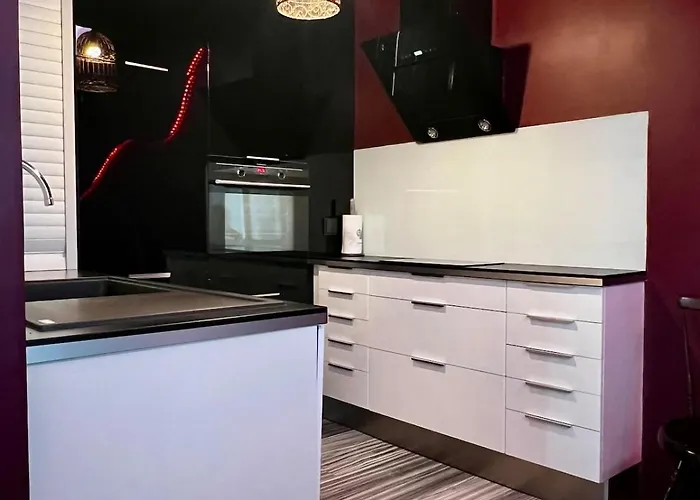 Luscious In An Old Wooden House *