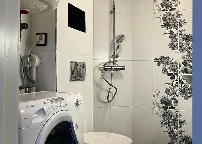 Luscious In An Old Wooden House Appartamento Turku